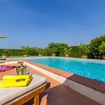 Pallina With Pool - Happy Massarosa
