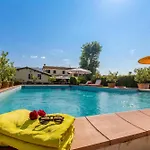 Pallina With Pool - Happy