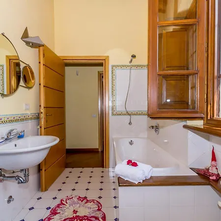 Villa Pallina With Pool - Happy Massarosa