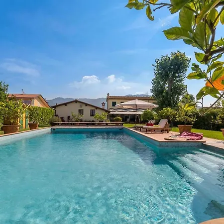 Villa Pallina With Pool - Happy Massarosa